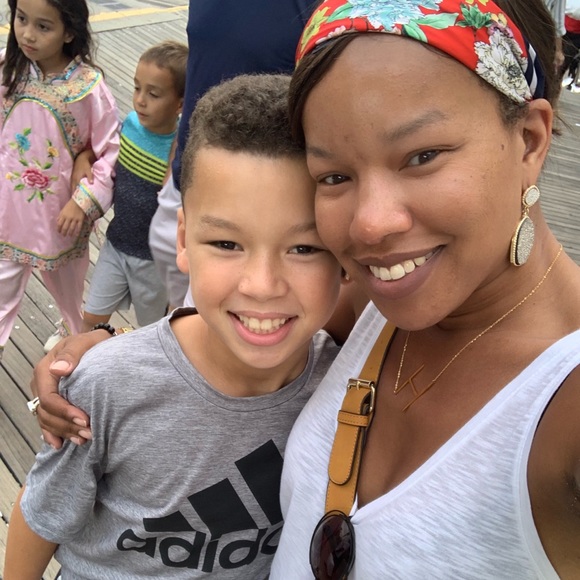 Meet Hillary and my favorite people in the world. - Picture 5 of 12